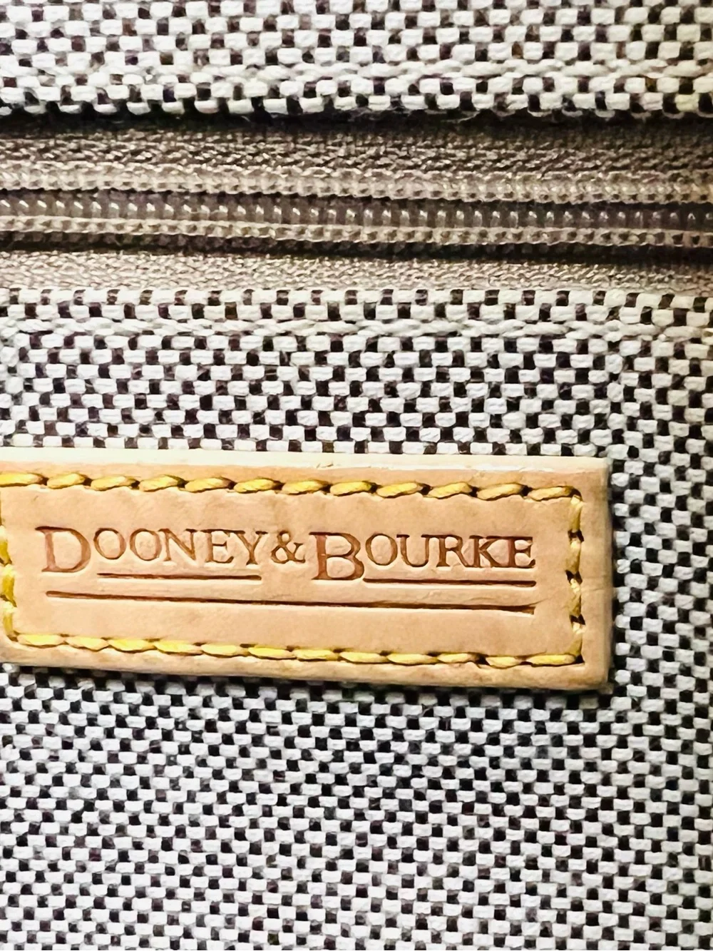 Dooney & Bourke DB Signature Logo Satchel Handbag SET New Wristlet Tan & Red